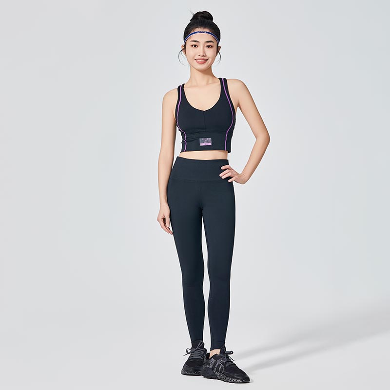 Ireng lan Ungu Charming Sports Bra